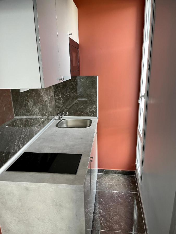 Le17 Furnished Studios Paris Bagian luar foto