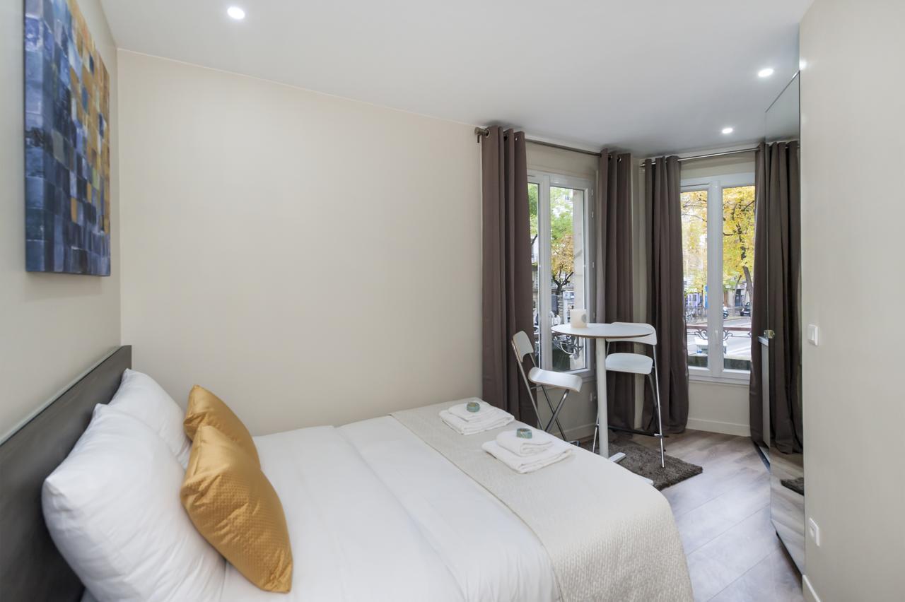 Le17 Furnished Studios Paris Bagian luar foto